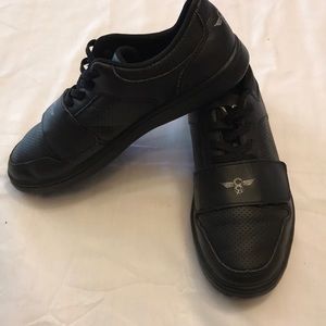 3/$25🛍 CREATIVE RECREATION Black Sneakers size 6G